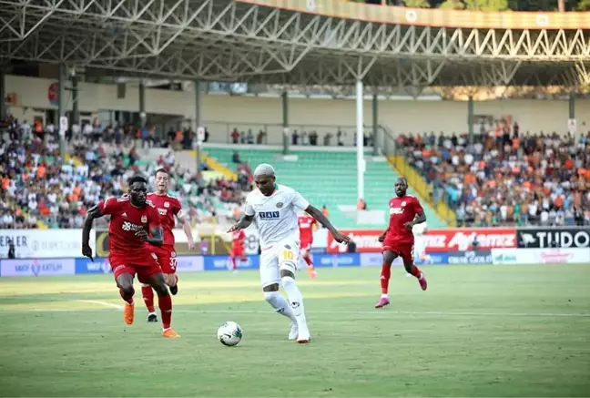 Alanyaspor, Sivasspor ile 1-1 berabere kaldı!