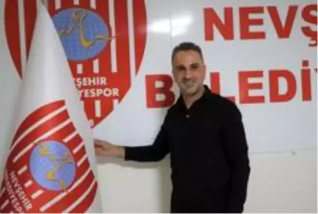 Nevşehir Belediyespor, Teknik Direktör Özgür Zengin ile anlaştı