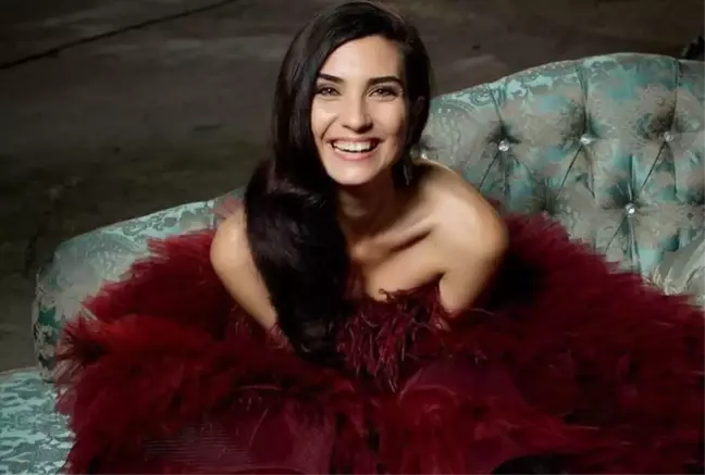 Sefirin Kızı Tuba Büyüküstün kimdir? Sefirin Kızı Nare kimdir? Tuba Büyüküstün kaç yaşında, boyu kaç?