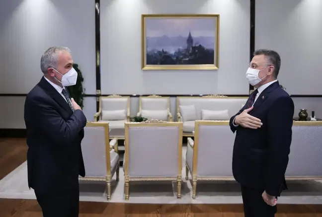Son dakika haberi... Cumhurbaşkanı Yardımcısı Oktay, Yozgat'ın Boğazlıyan ilçesinden gelen heyetle görüştü