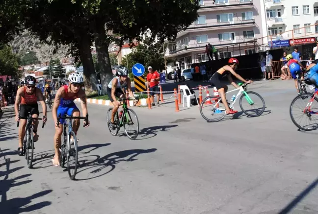 Eğirdir'de 18'inci Triatlon yarışları heyecanı