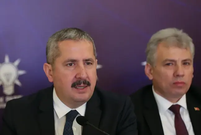 Hazine ve Maliye Bakan Yardımcısı Gürcan, Beylikdüzü'nde iş insanlarıyla buluştu Açıklaması