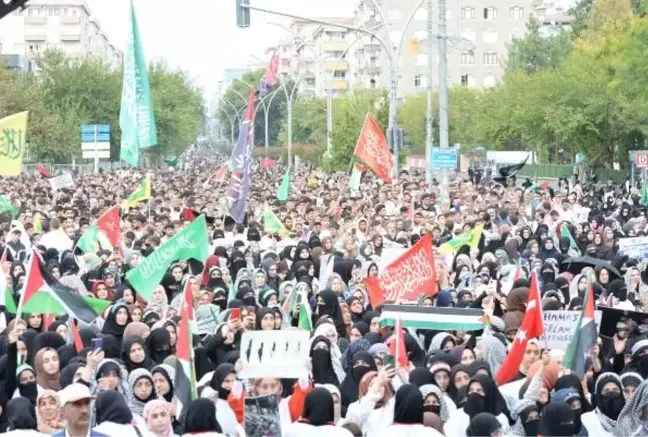 Diyarbakır'da 'Aksa Tufanı'na Destek Mitingi Düzenlendi