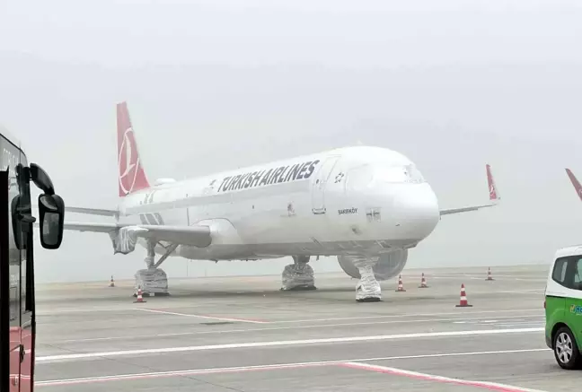 İstanbul'da sis nedeniyle uçaklar Sabiha Gökçen'den İstanbul Havalimanı'na yönlendirildi