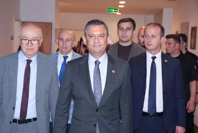 CHP Genel Başkanı Özgür Özel: Türkiye'nin gerçek sorunu gençlerin dünyada hayal kurmasıdır