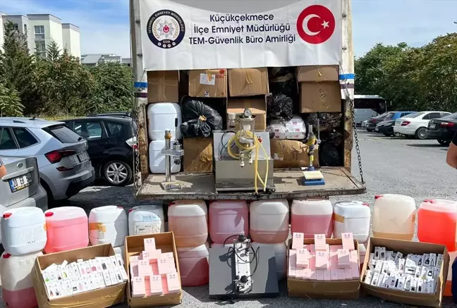 Küçükçekmece'de Sahte Parfüm Operasyonu