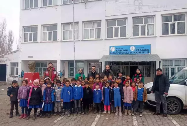 Muş’ta Okul Destek Projesi Kapsamında Öğrencilere Destek Ziyaretleri