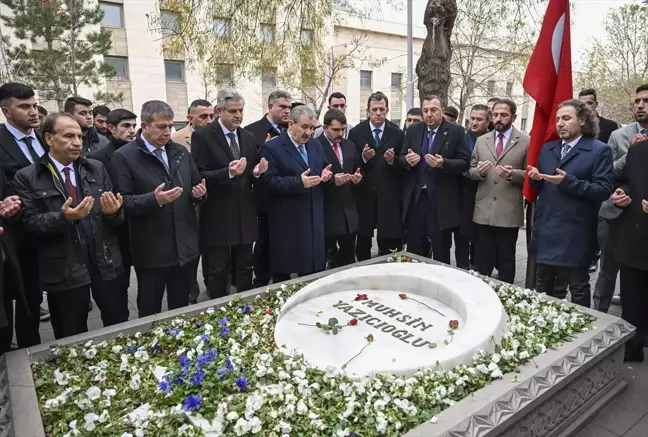 Mustafa Destici, Muhsin Yazıcıoğlu'nun Kabrini Ziyaret Etti