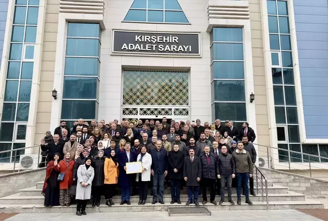 AK Parti Kırşehir İl Başkanlığına yeniden seçilen Ünsal, mazbatasını aldı