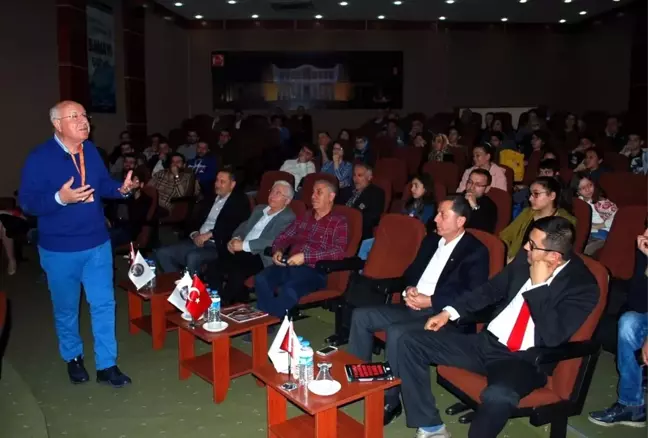 Türkiye'de Islak Mendili Bulan İş Adamı Salihli'de Tecrübelerini Anlattı