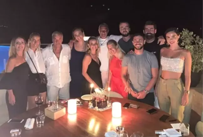 Esra Erol ve eşi Ali Özbir'den çifte kutlama