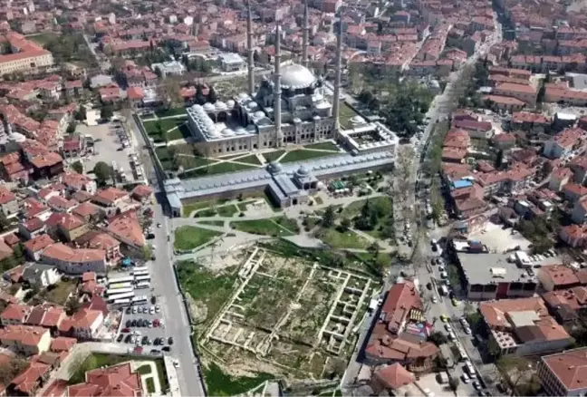 Selimiye Camisi önündeki Yemiş Kapanı Hanı ile ilgili koruma ve konservasyon projeleri onaylandı