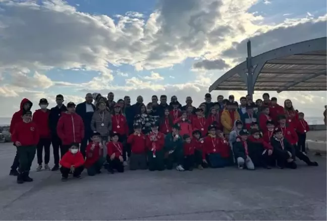Karşıyaka'dan yelkende yeni yıl şenliği