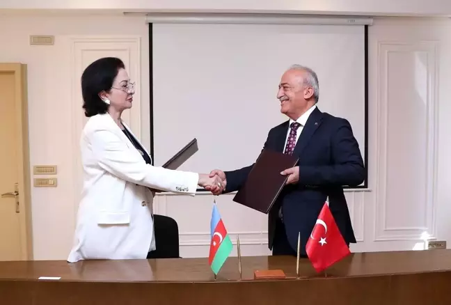 Atatürk Üniversitesi Rektörü Azerbaycan'da İş Birliği Görüşmeleri Gerçekleştirdi