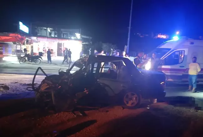 Tarsus'ta Trafik Kazası: 2 Ölü, 1 Yaralı