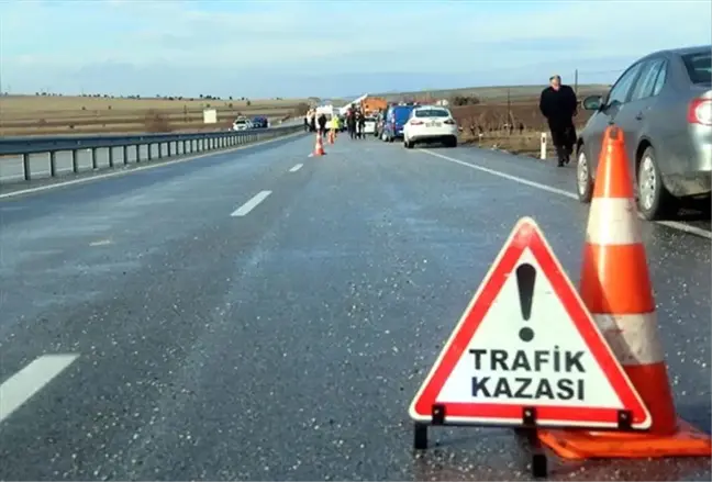 Samsun'da Tır ile Otomobil Çarpıştı: 1 Ölü, 1 Yaralı