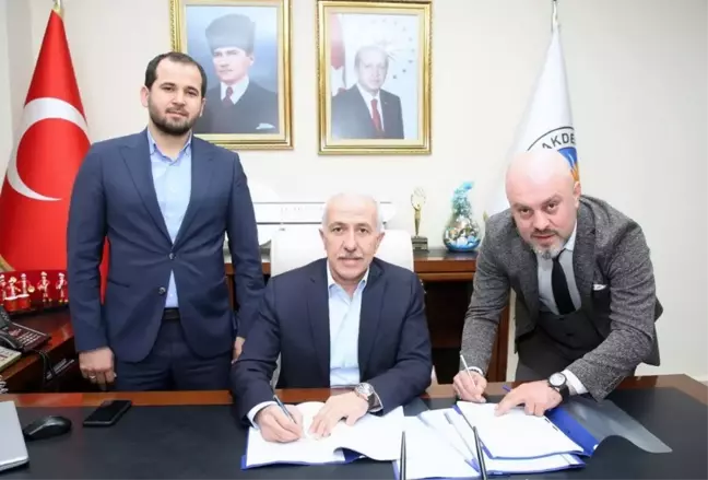 Akdeniz Belediyesi'nde toplu iş sözleşmesi imzalandı