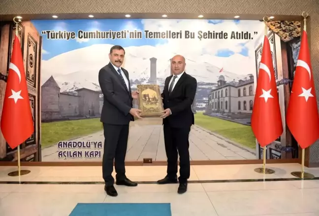 Azerbaycan Heyeti'nden Vali Çiftçi'ye ziyaret