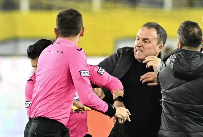 Ankaragücü Başkanı Faruk Koca'dan hakem Halil Umut Meler'e yumruklu saldırı