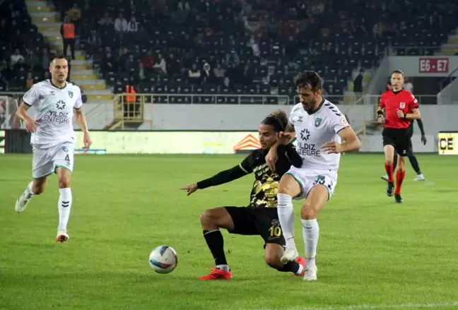 Çorum FK, Kocaelispor'a 2-0 Mağlup Oldu