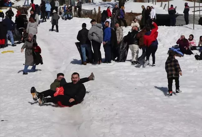 Çamlıhemşin Kardan Adam Kış Festivali Rize'de Tamamlandı