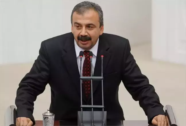 Sırrı Süreyya Önder neden öldü? 18 gündür hastanede tedavi görüyordu