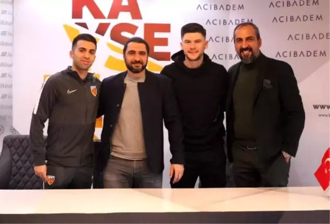 Kayserispor, Emre Taşdemir ve Cristian Sapunaru'ya imzayı attırdı