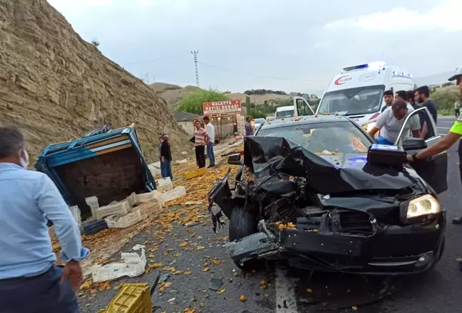 Malatya'da otomobil ile çapa motoru çarpıştı: 2 ağır yaralı