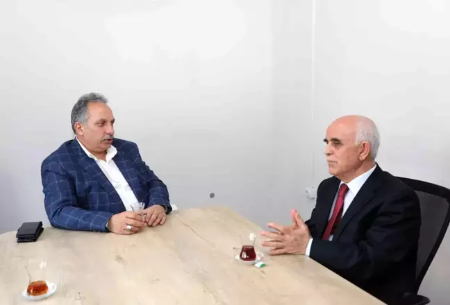 Başkan Yalçın, Talas'ı örnek gösteren vatandaşla buluştu