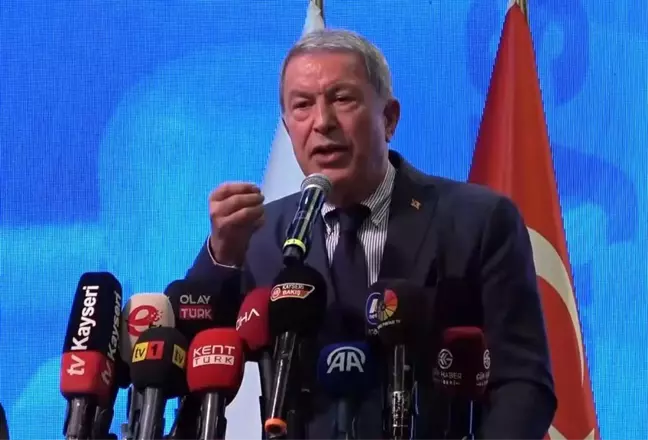 Hulusi Akar: Eğitim ve öğretim birbirinden farklıdır