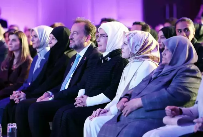 Emine Erdoğan, Uluslararası Farkındalık Zirvesi'nde 