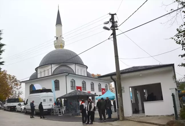 Karamürsel'de 1000 Kişilik Çamçukur Camii İbadete Açıldı