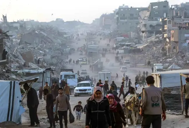UNRWA: Gazze'de 420 Bin Kişi Yeniden Yerinden Edildi