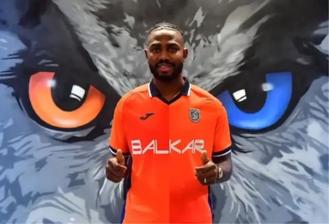 Başakşehir, Emmanuel Dennis'i kiraladı