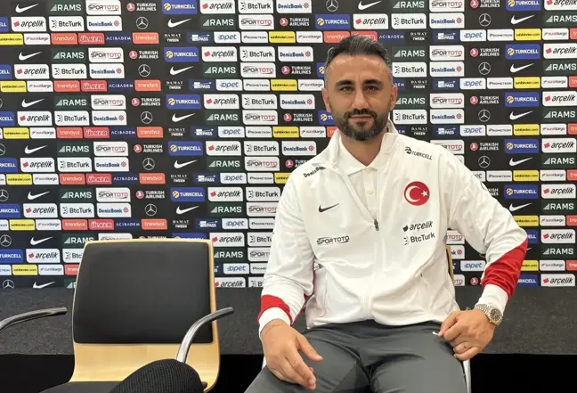 A Milli Futbol Takımı'nın yardımcı antrenörü Selçuk Şahin'in takıma güveni tam Açıklaması