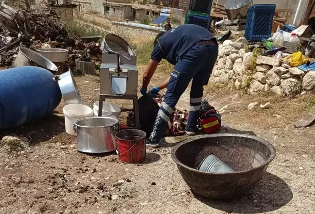 Mersin'de Aile İçinde Kanlı Kavga: 3 Kişi Hayatını Kaybetti