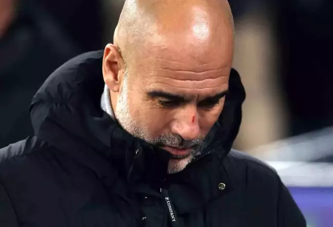 Pep Guardiola, Feyenoord Maçında Kendine Zarar Verdi