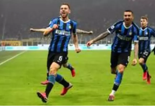 Serie A'da Milano derbisini, Milan'ı 4-2 yenen Inter kazandı!