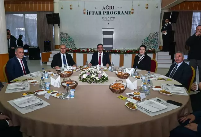 Cevdet Yılmaz: Belediyeyi halk için kullananlar gerçek belediyecilik yapar