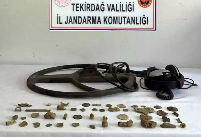 Tekirdağ'da Tarihi Eser Operasyonu: 47 Obje Ele Geçirildi