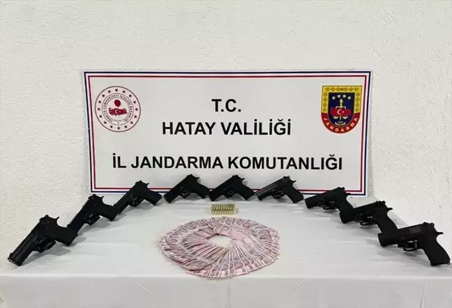 Hatay'da silah kaçakçılığı operasyonu: 9 tabanca ele geçirildi