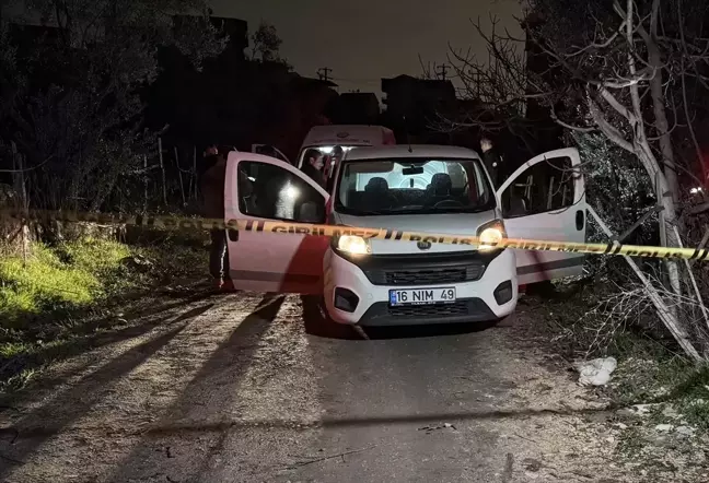 Bursa'da Araçta Bıçaklanan Genç Hayatını Kaybetti