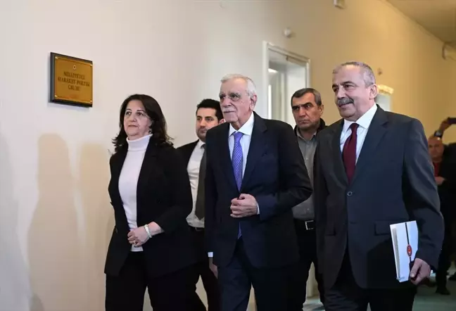 MHP Genel Başkanı Bahçeli, DEM Parti Heyeti ile Görüştü