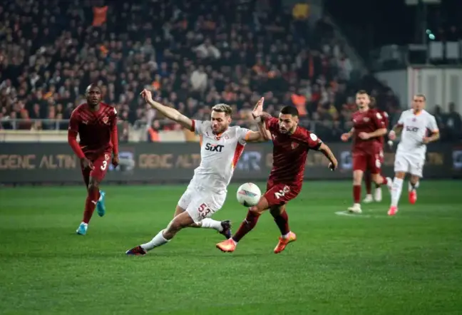 Trendyol Süper Lig: Atakaş Hatayspor: 0 Galatasaray: 0 (Maç devam ediyor)