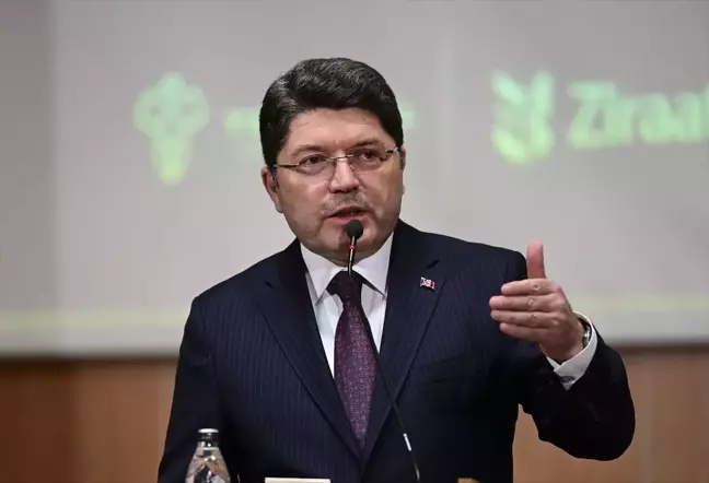 Adalet Bakanı Yılmaz Tunç, TÜGVA İhtisas Akademi'nin kapanış programında konuştu Açıklaması
