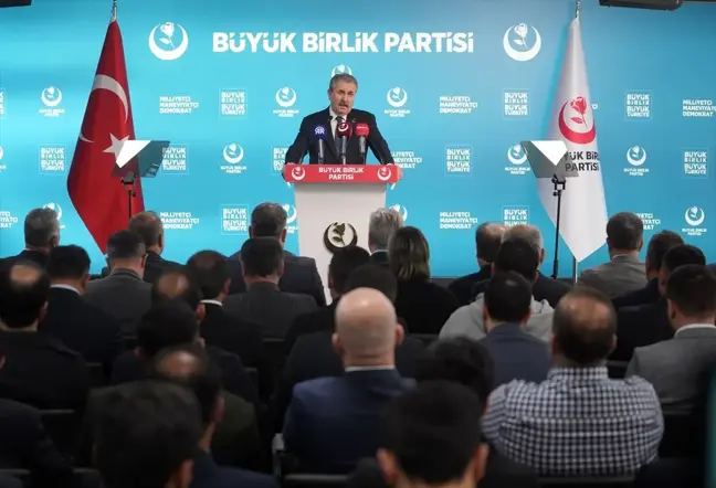 Mustafa Destici'den Gündüz Kuşağı Programlarına Yasağı Çağrısı