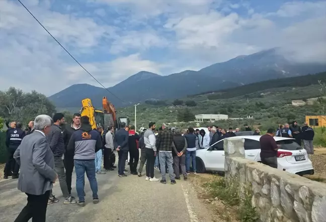 İzmir'de Kaçak Yapıların Yıkımına Başlandı