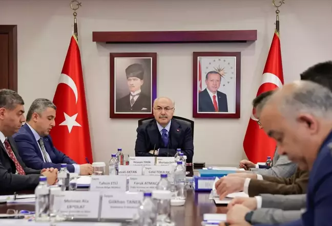 Adana'da Kamu Arazileri İşgalleriyle İlgili Toplantı Düzenlendi