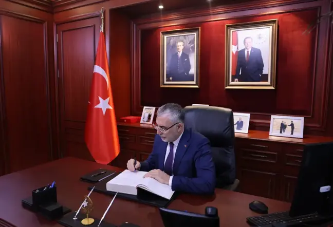 Bakan Işıkhan, Taşkent Büyükelçiliği'ni Ziyaret Etti