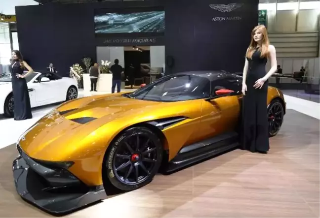 İngiliz Efsanesi Aston Martin'in Vulcan Modeli İzmir'de